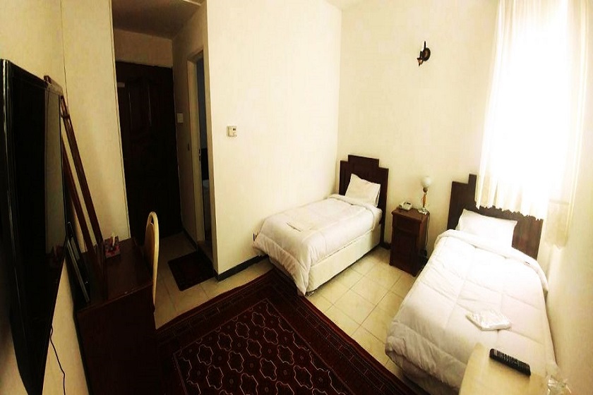 هتل آرامش یزد - اتاق سه تخته