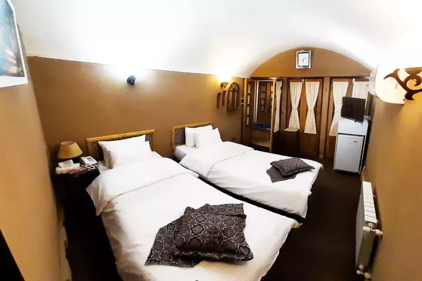 هتل گیتی یزد - اتاق دو تخته توئین