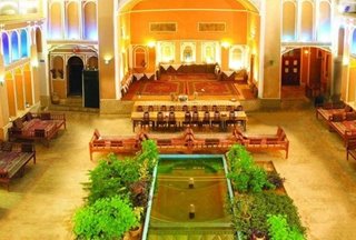 هتل سنتی مظفر یزد