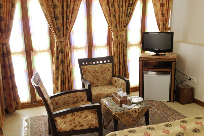 هتل سنتی مظفر يزد - اتاق یک تخته
