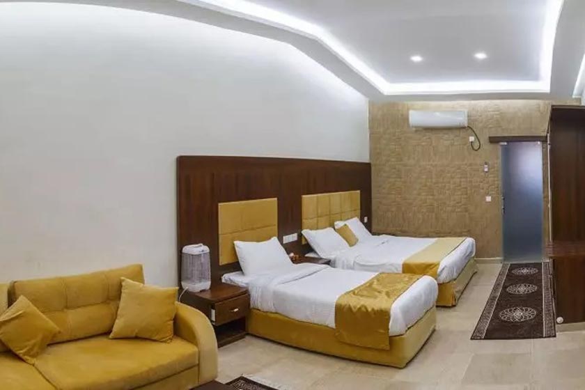 هتل ساحل طلایی قشم - اتاق سه تخته VIP