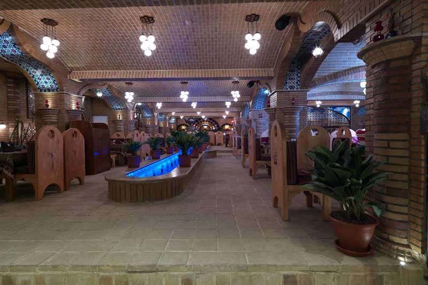 هتل بزرگ فردوسی تهران - رستوران