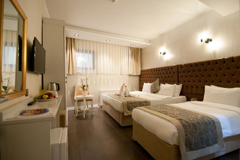 Pruva Hotel Istanbul - Triple Room in Basement