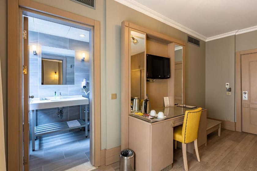 Seraglio Hotel & Suites - Superior Double Room