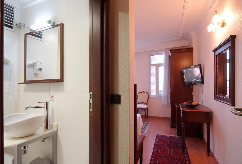 Ada Hotel Istanbul - Double Room