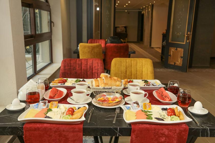 Royal Palas Hotel Van - Food and Drink