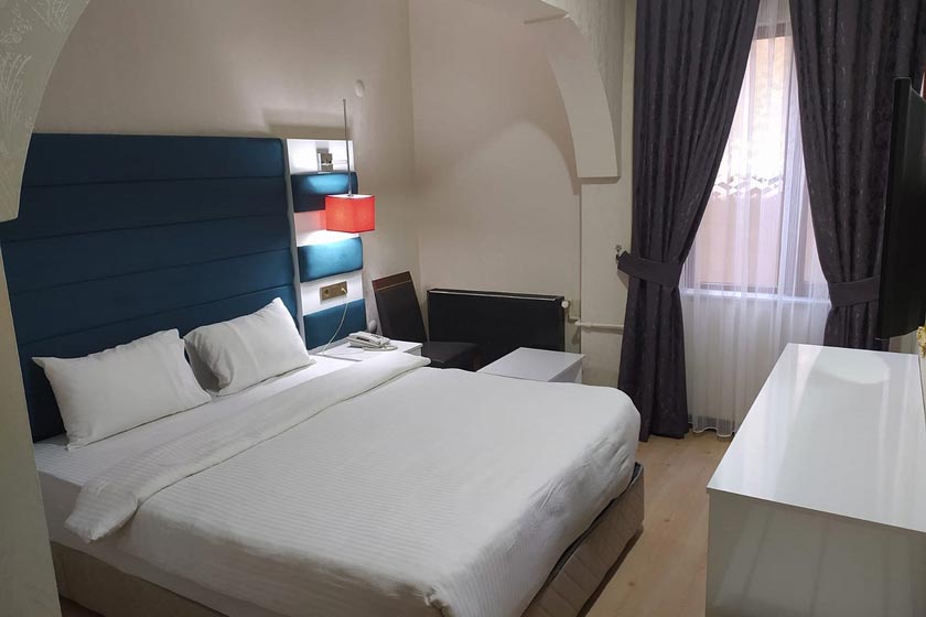 Athena Life Hotel Van - Basic Double Room