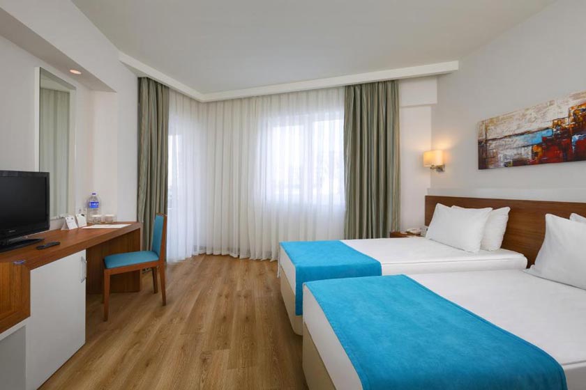 Grand Park Lara Hotel Antalya - Deluxe Family Room