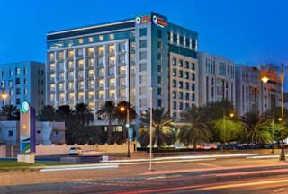 هتل رامادا انکور بای ویندهام الغبره مسقط