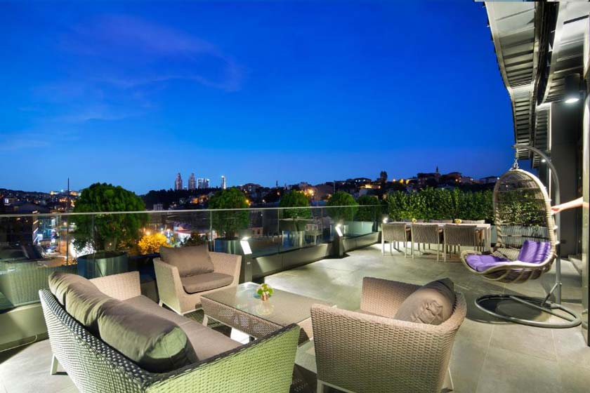 DoubleTree by Hilton Hotel Istanbul Piyalepasa istanbul - One-Bedroom King Suite with Terrace