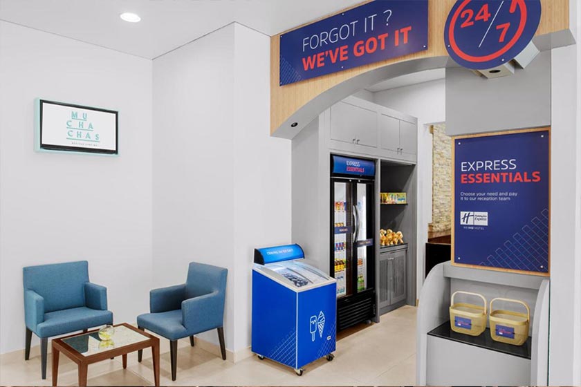 Holiday Inn Express Dubai Safa Park, an IHG Hotel - cafe