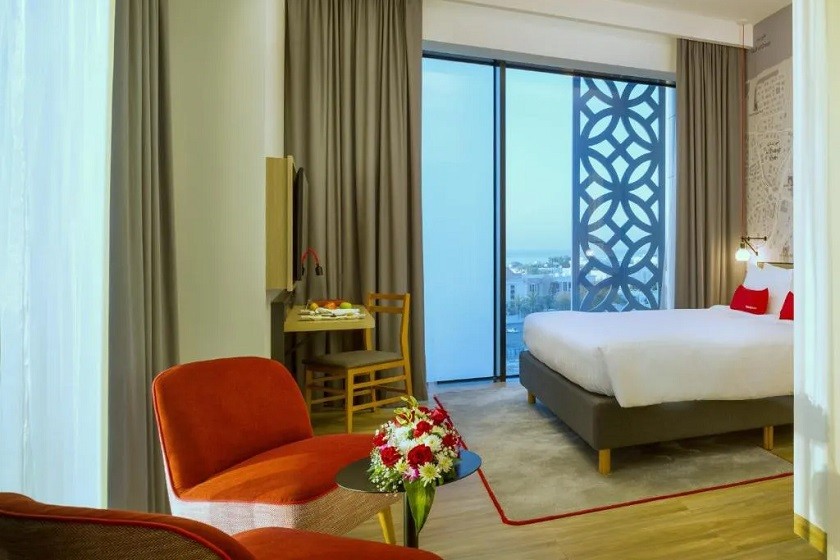 Intercityhotel Muscat - Deluxe Double Room with Sea View