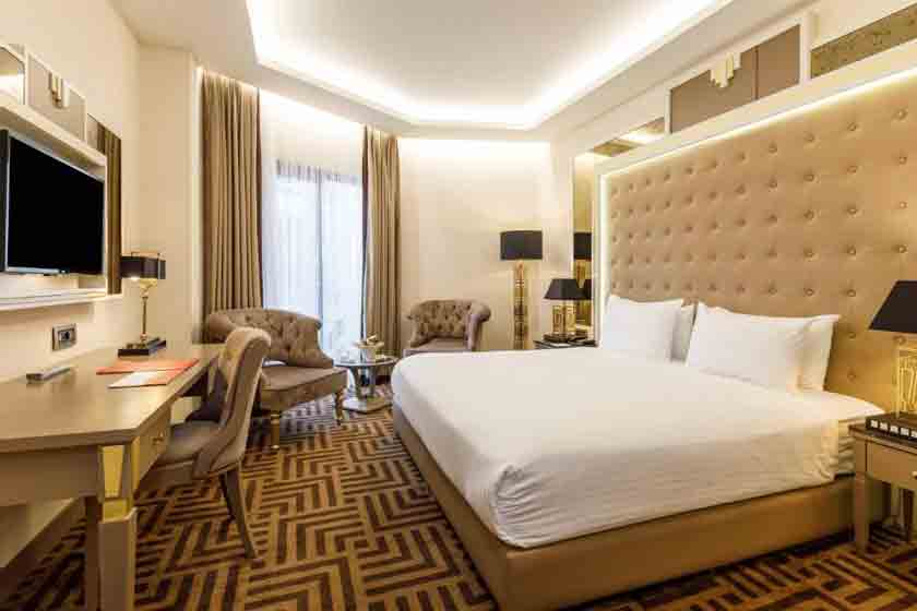 Ramada by Wyndham Istanbul Golden Horn - Deluxe King Room