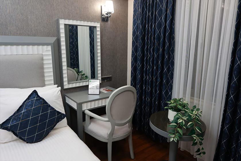 Nova Plaza Park Hotel Istanbul - Standard Quadruple Room