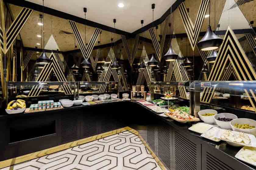 Ramada by Wyndham Istanbul Golden Horn - food and drink