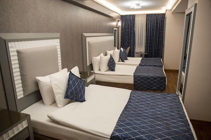 Nova Plaza Park Hotel Istanbul - Standard Quadruple Room