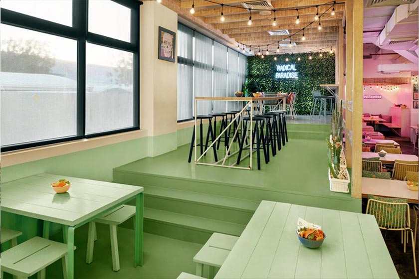 Holiday Inn Express Dubai Safa Park, an IHG Hotel - cafe