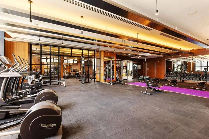 Hilton Dubai Al Habtoor City - fitness center