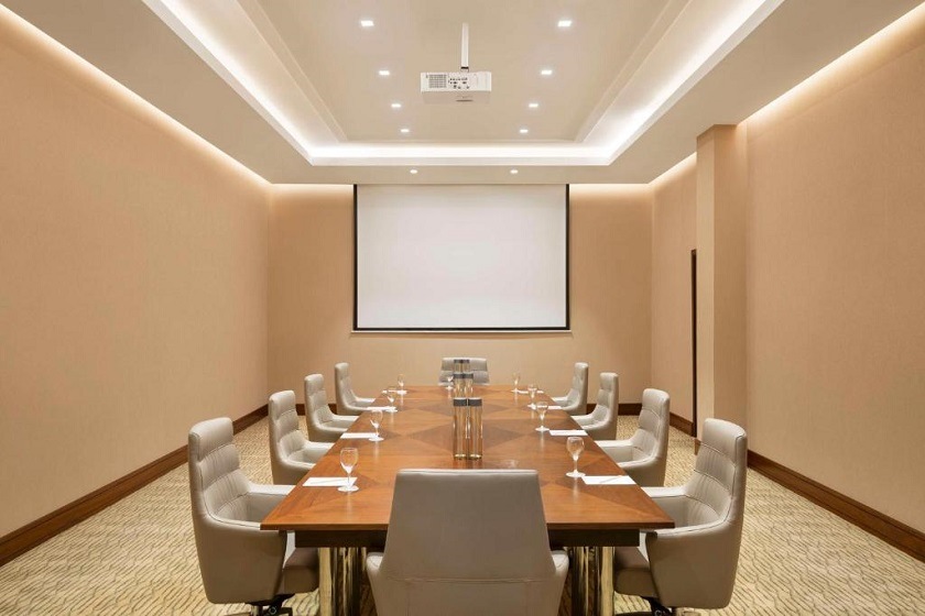 Radisson Hotel Muscat Panorama - Muscat -  conference room