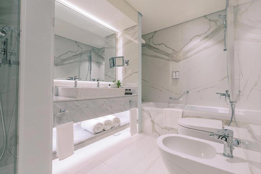 Khalidia Palace Hotel Dubai - Family Suite with Kitchenette