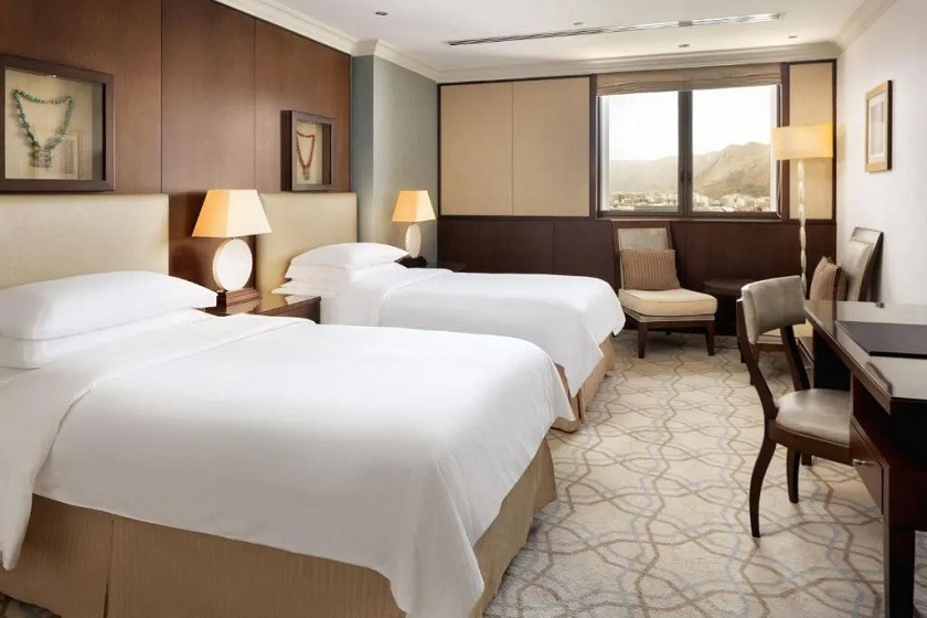 Sheraton Oman Hotel - Muscat - Deluxe Room, Guest room, 2 Twin Bed