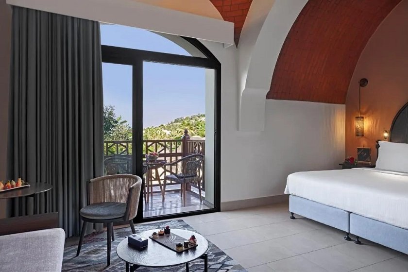 The Cove Rotana Resort - Ras Al Khaimah - Lagoon Room - King Bed
