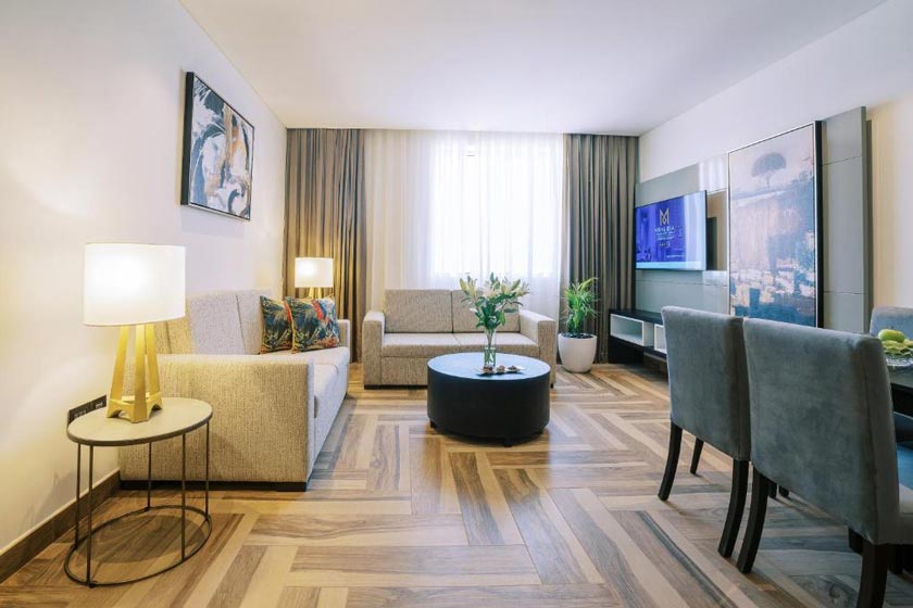 Khalidia Palace Hotel Dubai - Family Suite with Kitchenette