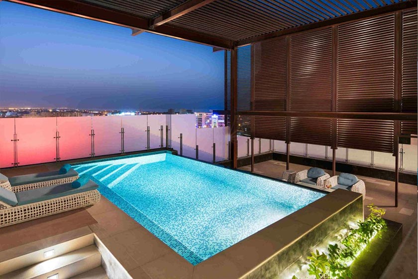 Grand Millennium Muscat - pool