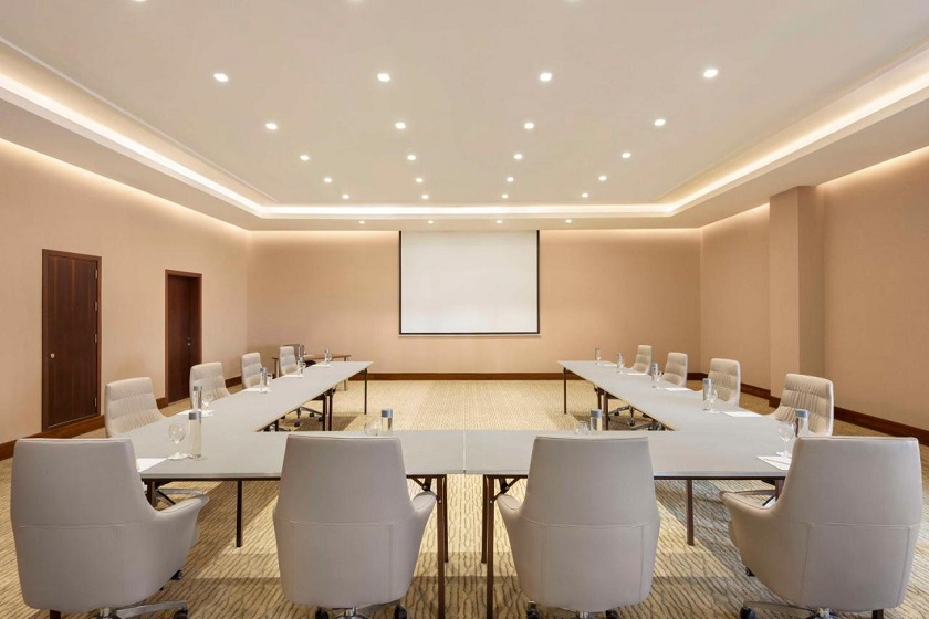 Radisson Hotel Muscat Panorama - Muscat -  conference room