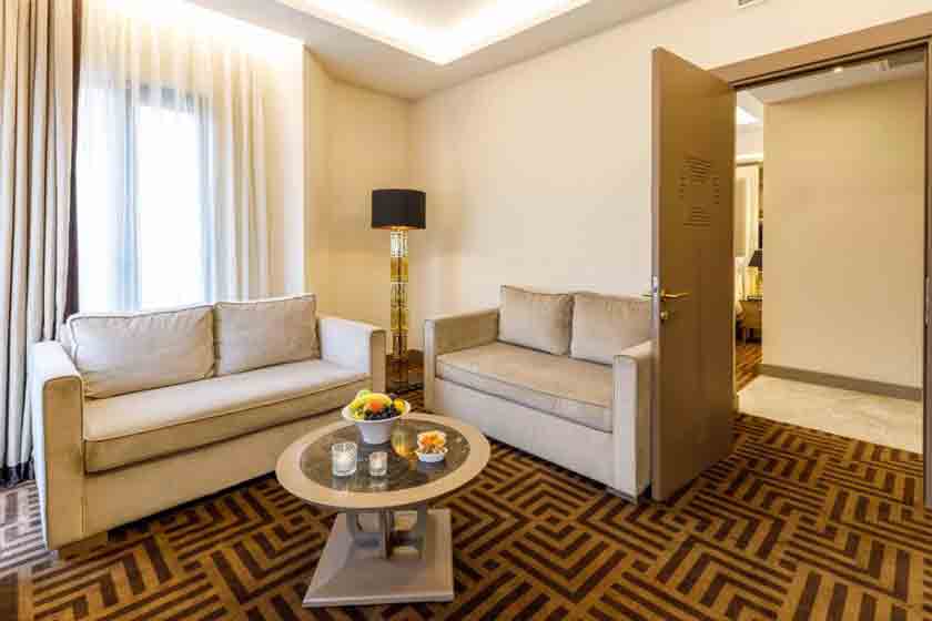 Ramada by Wyndham Istanbul Golden Horn - King Suite