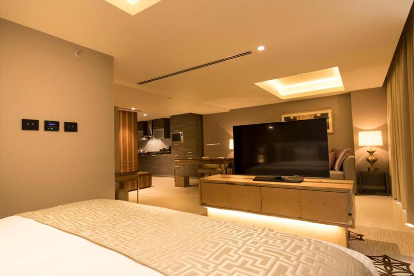 Grand Millennium Muscat Oman - Deluxe Studio Apartment