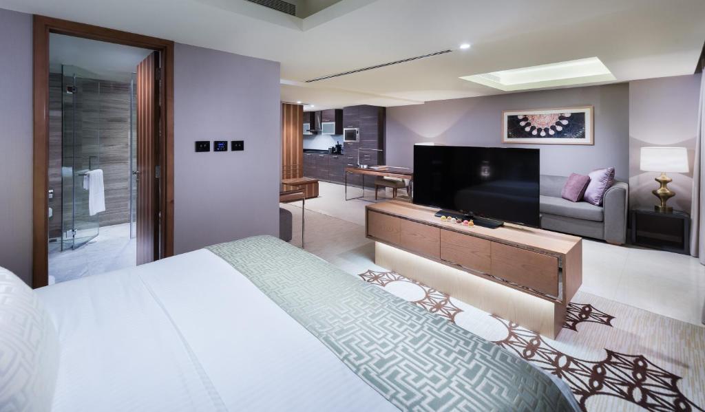 Grand Millennium Muscat Oman - Deluxe Studio Apartment