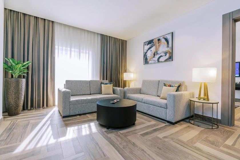 Khalidia Palace Hotel Dubai - One-Bedroom Suite with Kitchenette