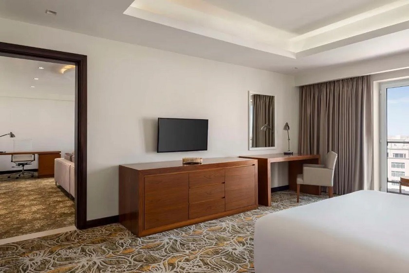 Radisson Hotel Muscat Panorama - Muscat - Royal Suite with Lounge Access