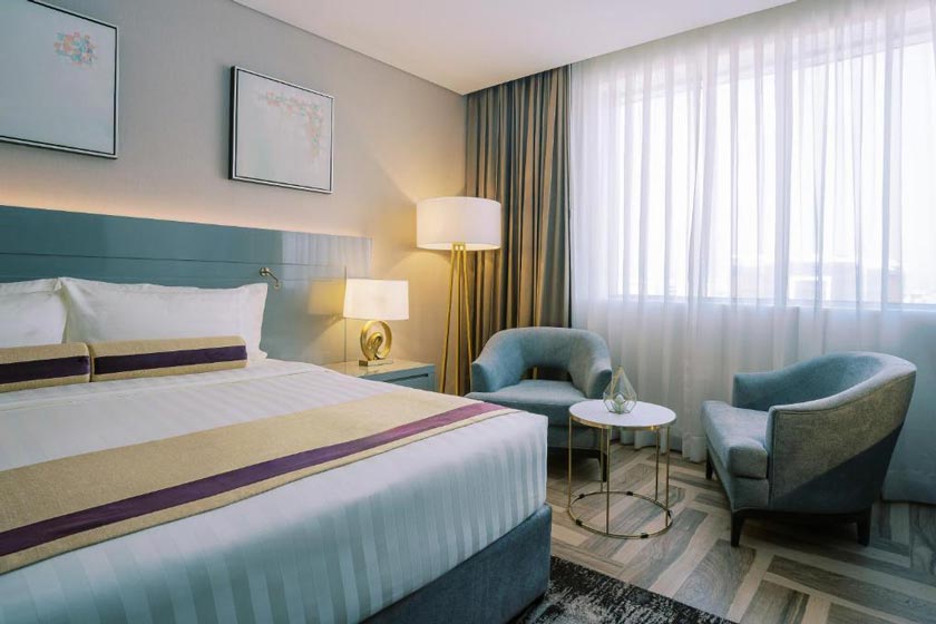 Khalidia Palace Hotel Dubai - Deluxe King Room with Balcony