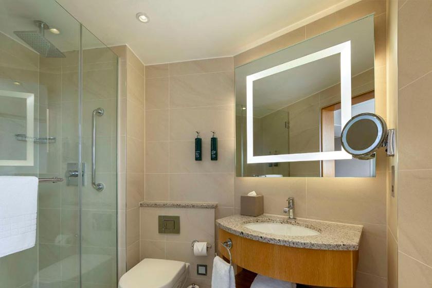 London Hilton on Park Lane London - Queen Room