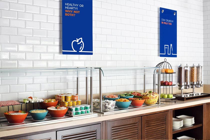 Holiday Inn Express Dubai Safa Park, an IHG Hotel - food and drink