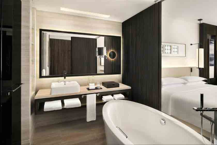 Sheraton Grand Hotel Dubai - Club King Room