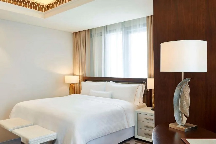 Hilton Dubai Al Habtoor City - Junior Suite