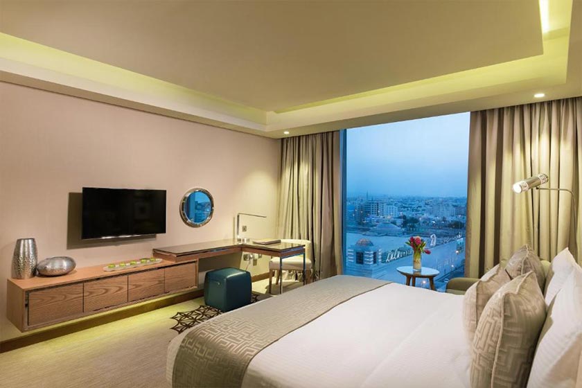 Grand Millennium Muscat Oman - Deluxe King Room
