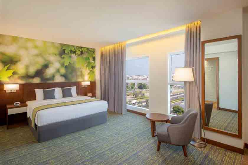 Wyndham Garden Muscat Al Khuwair - Deluxe King Room