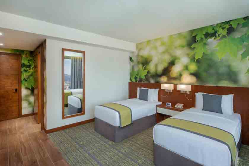 Wyndham Garden Muscat Al Khuwair - Twin Room