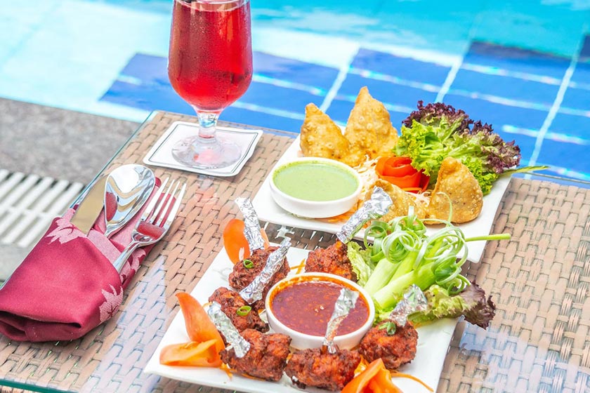 Platinum Hotel Muscat - pool