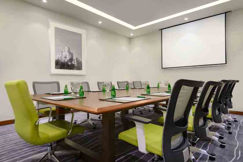 Wyndham Garden Muscat Al Khuwair - conference room