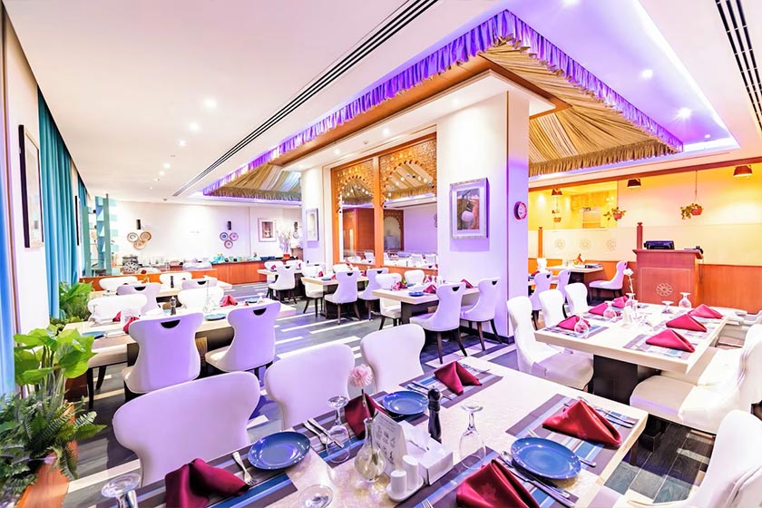 Platinum Hotel Muscat - restaurant
