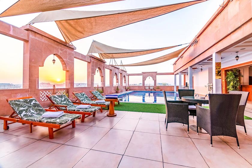 Platinum Hotel Muscat - pool
