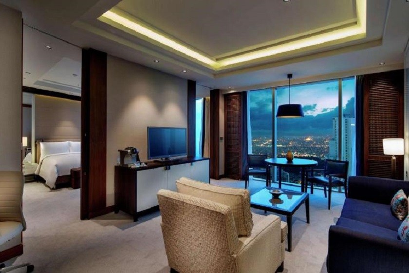 Hilton bomonti Istanbul Hotel - Istanbul - Two Bedroom Family Suite with Bosphorus View