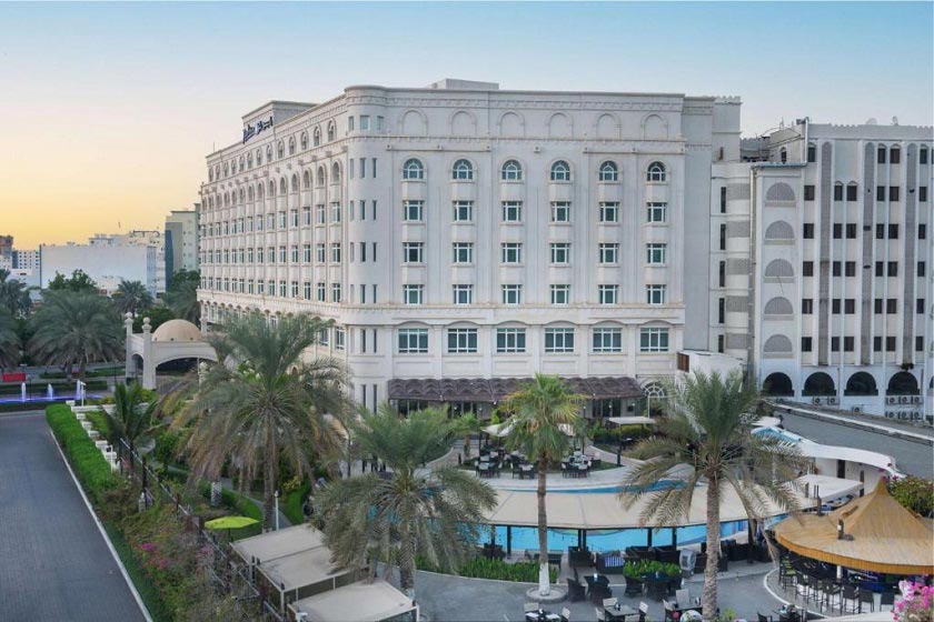 Radisson Blu Hotel Muscat - facade