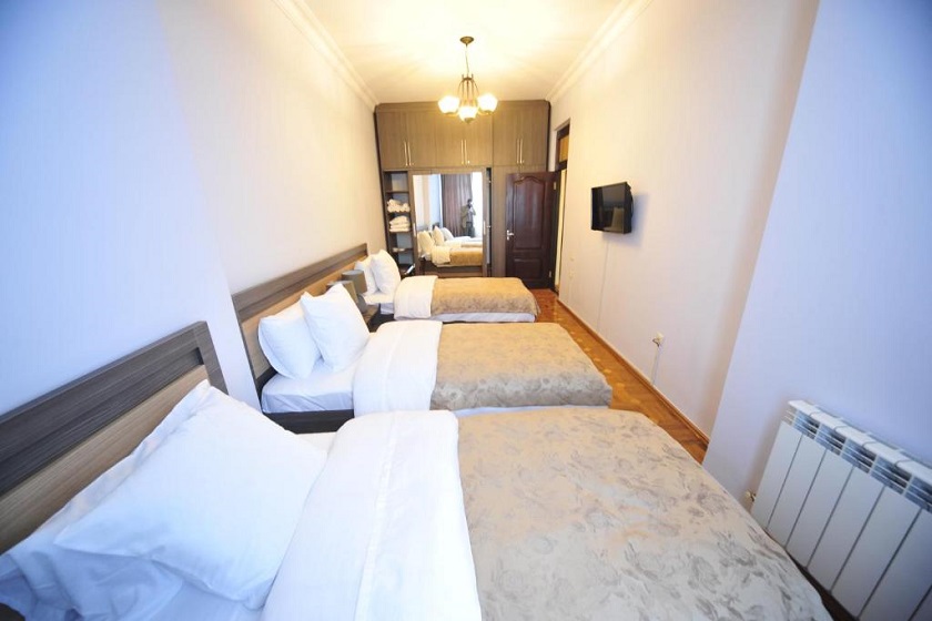 Guest House Batumi GlobusBatumi - Family Room with Garden View