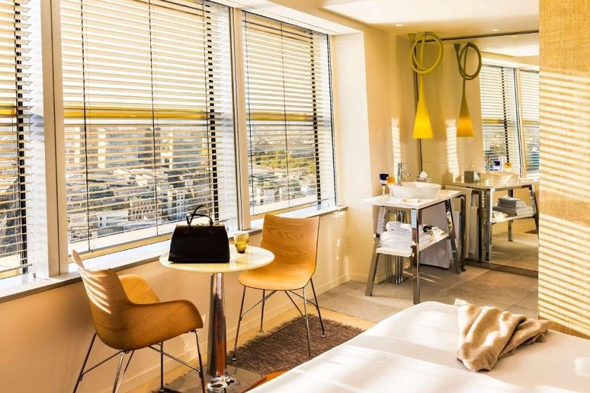 Too Hotel Paris - MGallery Paris - Junior King Suite with Panoramic City and Eiffel Tower View